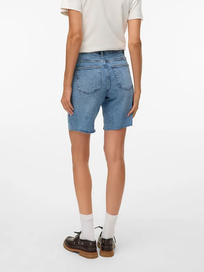 Jeans-Shorts in Hellblau