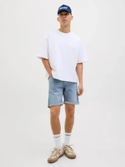 Jeans-Shorts in Hellblau