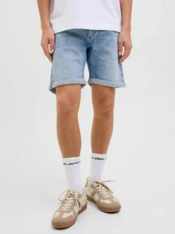 Jeans-Shorts in Hellblau