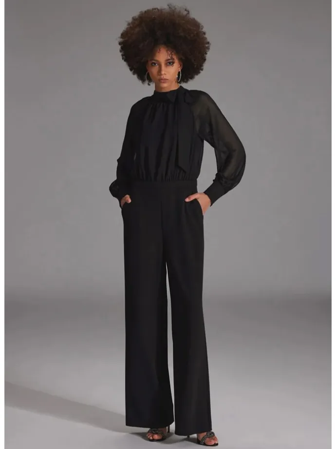 Jumpsuit in Schwarz