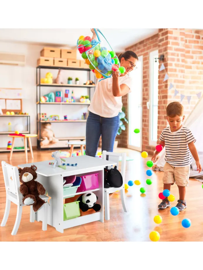 Kindersitzgruppepe in Weiß