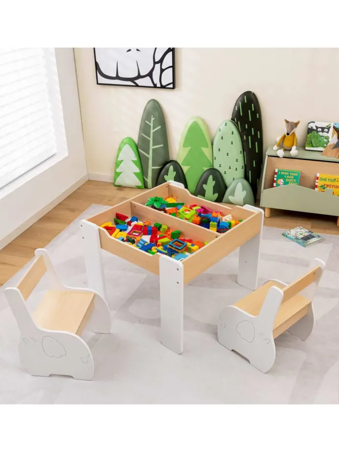 Kindertisch mit 2 Stühlen in Weiß