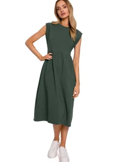 Kleid in Dunkelgrün