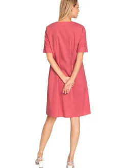 Kleid in Pink