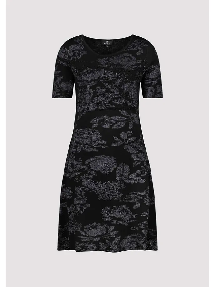 Kleid in Schwarz