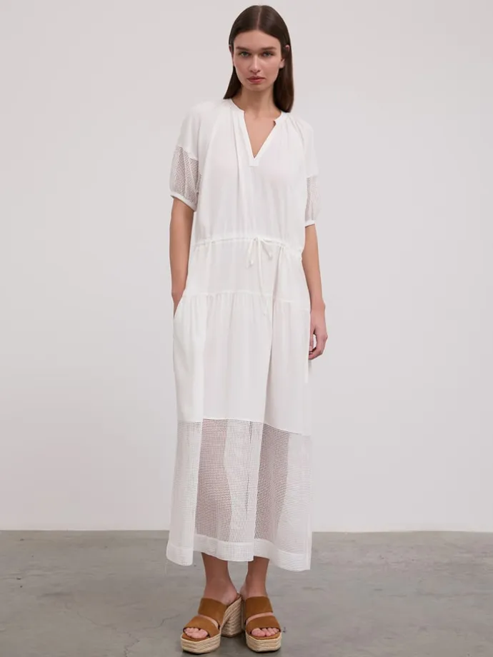 Kleid in Weiß