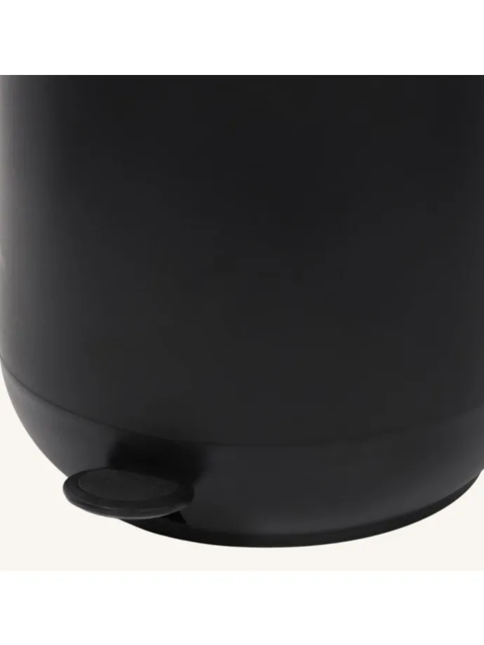 Kosmetikeimer in schwarz