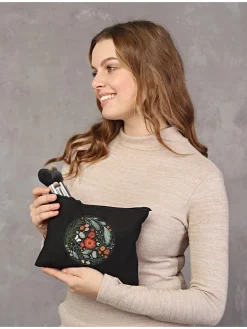 Kosmetiktasche in Schwarz - (B)25 x (H)18 cm
