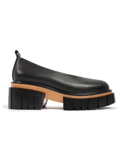 Leder-Ballerinas in Schwarz/ Hellbraun