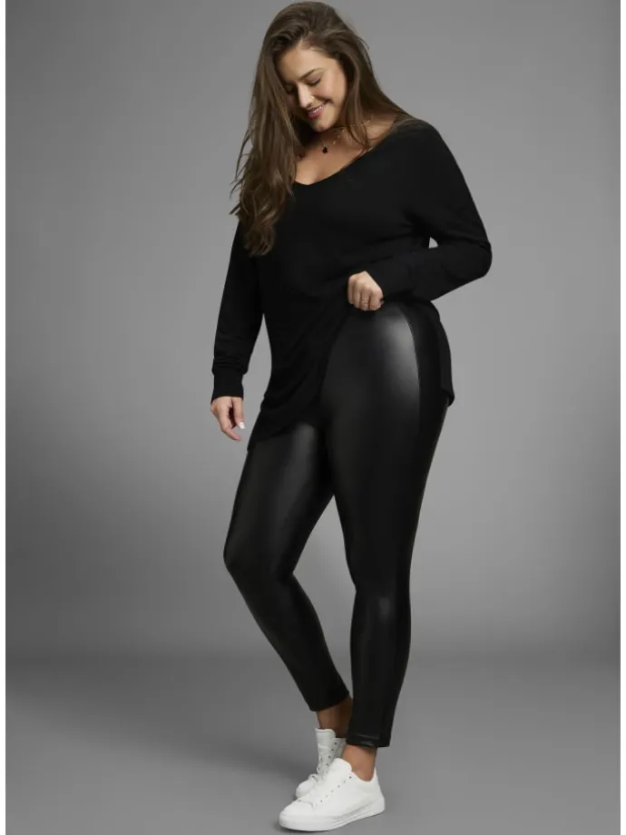 Lederimitathose in schwarz