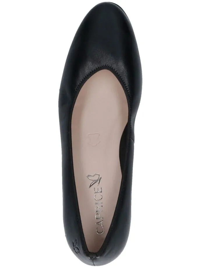 Leder-Pumps in Schwarz