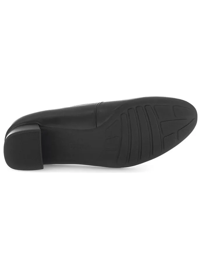 Leder-Pumps in Schwarz