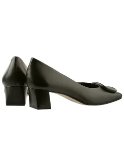Leder-Pumps in Schwarz