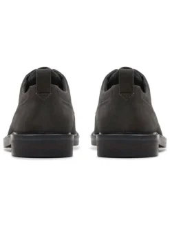 Leder-Schnürschuhe