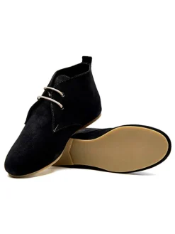 Leder-Schnürschuhe in Schwarz