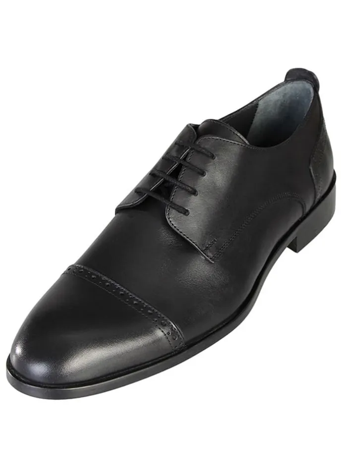 Leder-Schnürschuhe in Schwarz