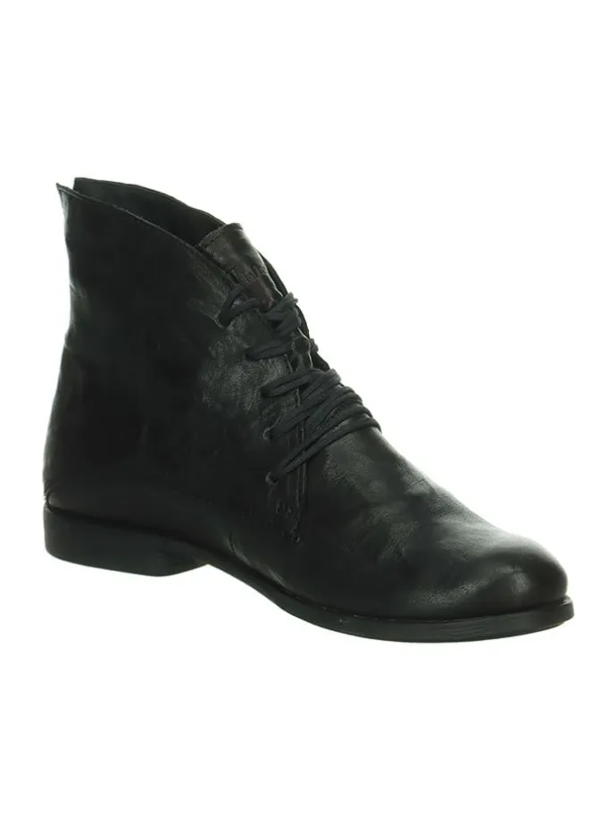 Leder-Schnürschuhe in Schwarz