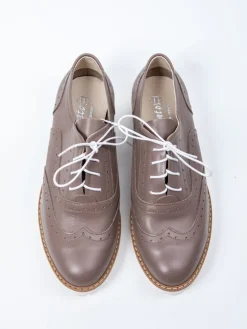 Leder-Schnürschuhe in Taupe