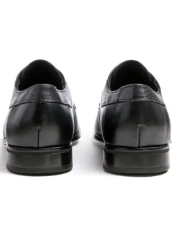 Leder-Schnürschuhe
