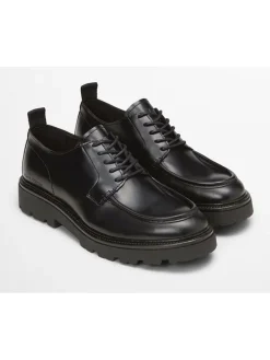 Leder-Schnürschuhe 
