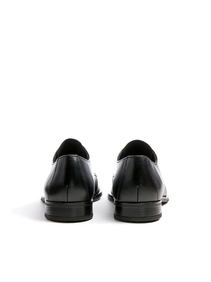 Leder-Schnürschuhe "Sabre" in Schwarz