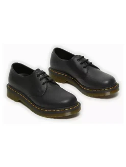Leder-Schnürschuhe