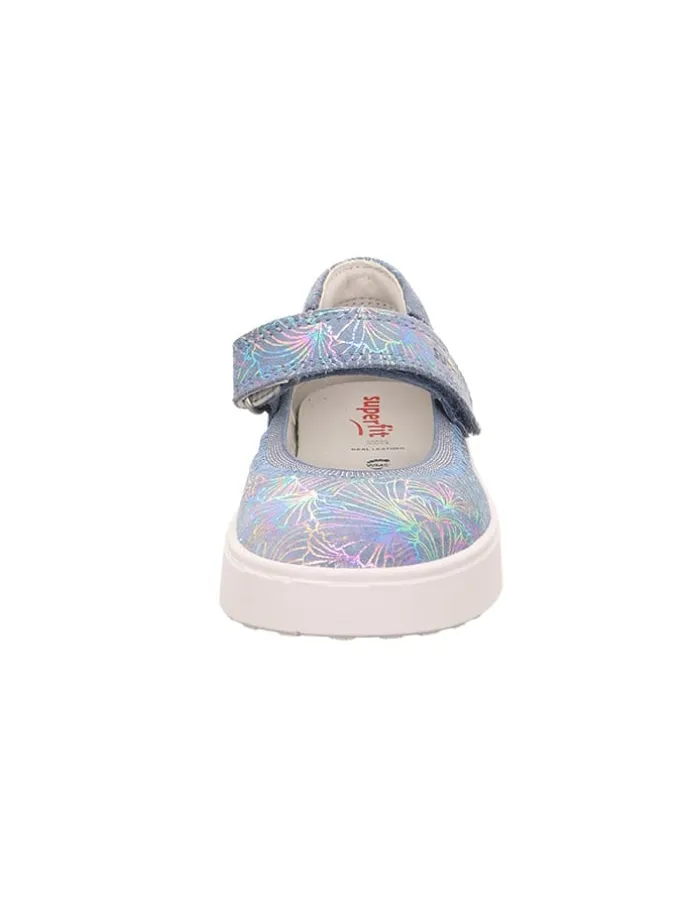 Leder-Spangeballerinas in Hellblau