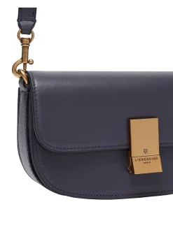 Leder-Umhängetasche in Aubergine - (B)22 x (H)11 x (T)3,5 cm