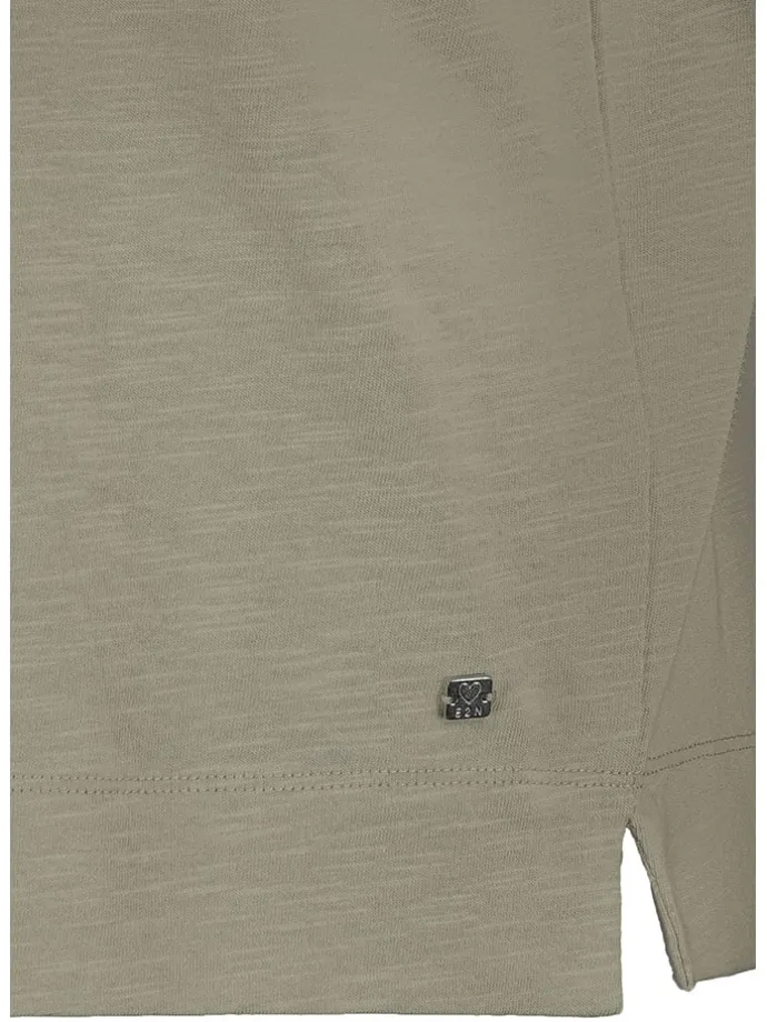 Longsleeve in Oliv