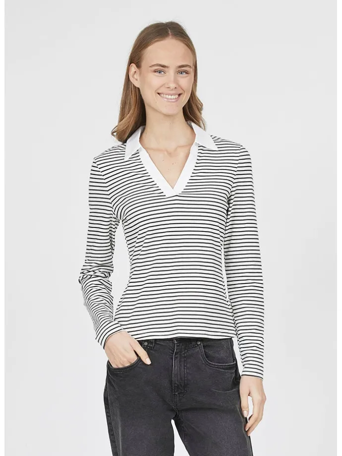 Longsleeve in Weiß/ Schwarz