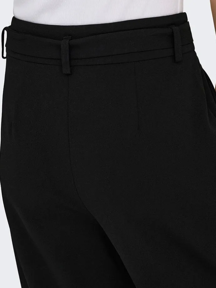 Marlenehose in Schwarz