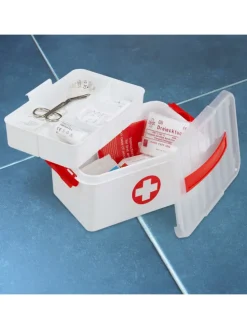 Medizinbox in Weiß