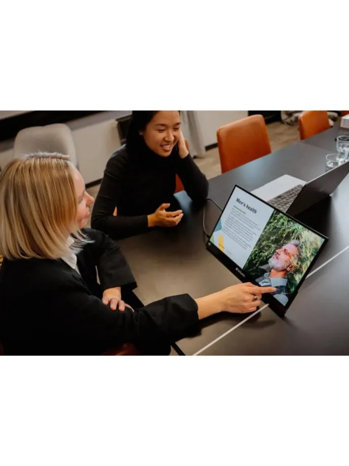 Mobiler 4K Touch-Monitor 17,3" Effizientes Arbeiten in Schwarz