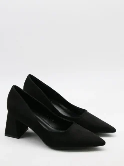 Pumps in Schwarz