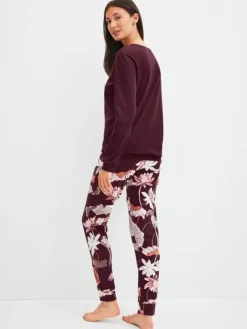 Pyjama in black cherry