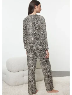 Pyjama in Grau