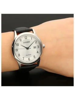 Quarzuhr in Schwarz/ Silber
