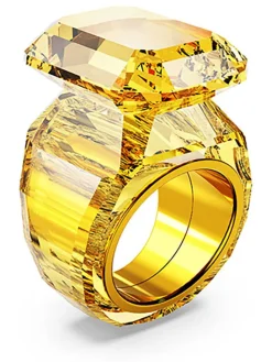 Ring mit Kristall