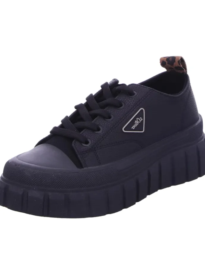 Schnürhalbschuh in schwarz