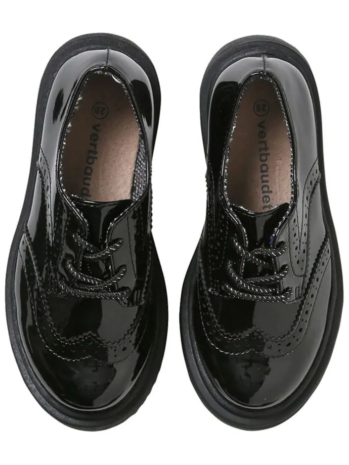 Schnürschuhe in Schwarz