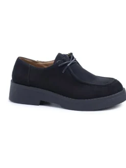 Schnürschuhe in Schwarz