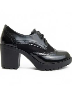Schnürschuhe Medel in Schwarz