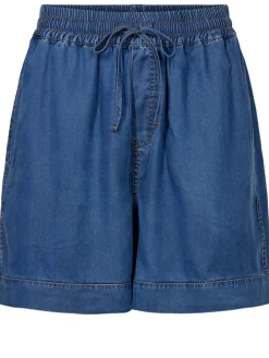 Shorts in Blau