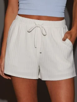 Shorts in Creme