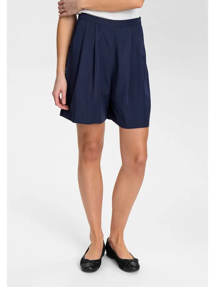 Shorts in Dunkelblau