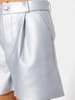 Shorts in Grau