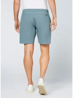 Shorts in Hellblau