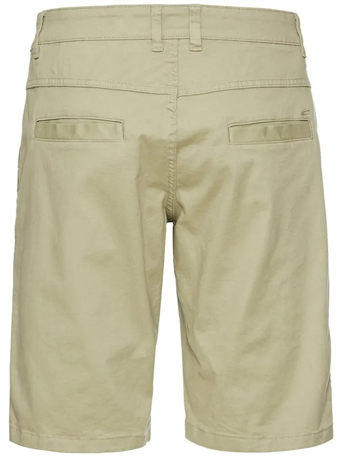 Shorts in Khaki