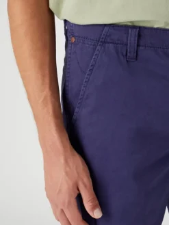 Shorts in Lila