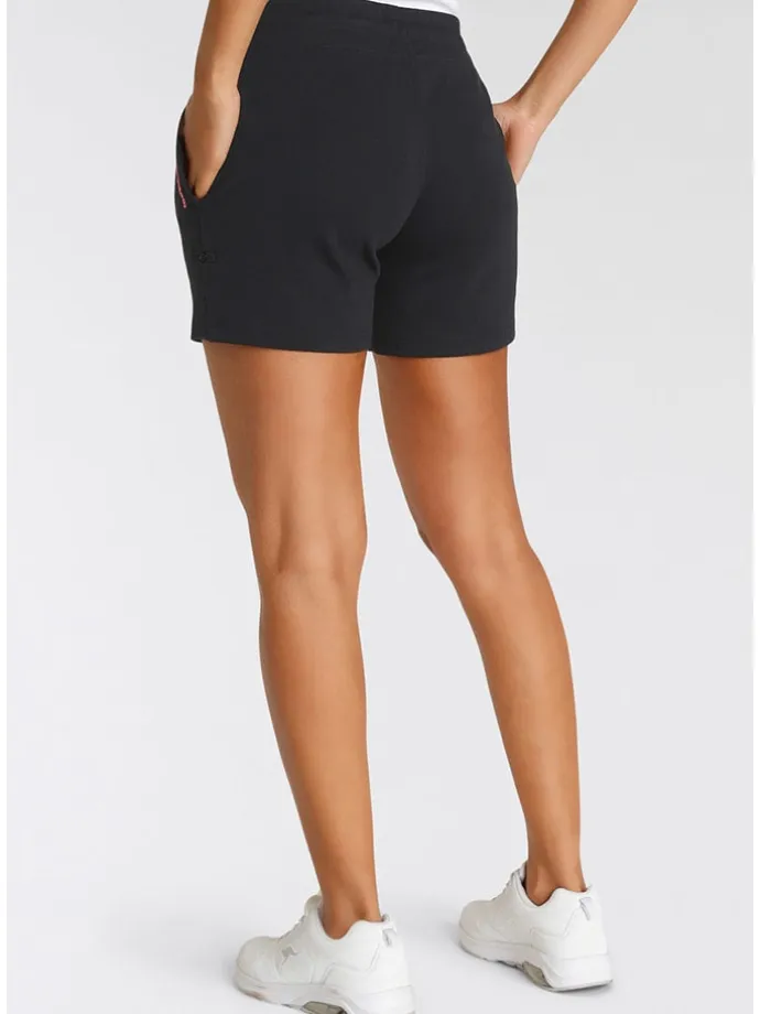 Shorts in Schwarz
